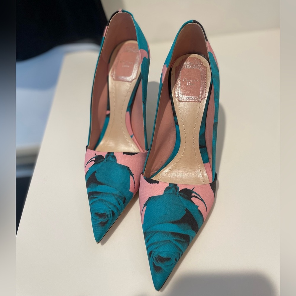 Dior - Picture 1 of 3